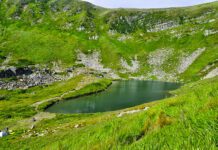 Синє око Закарпаття: як посеред гір утворилося озеро Бребенескул