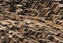 Маловідомі локації Закарпаття: де в області можна знайти базальтові стовпи